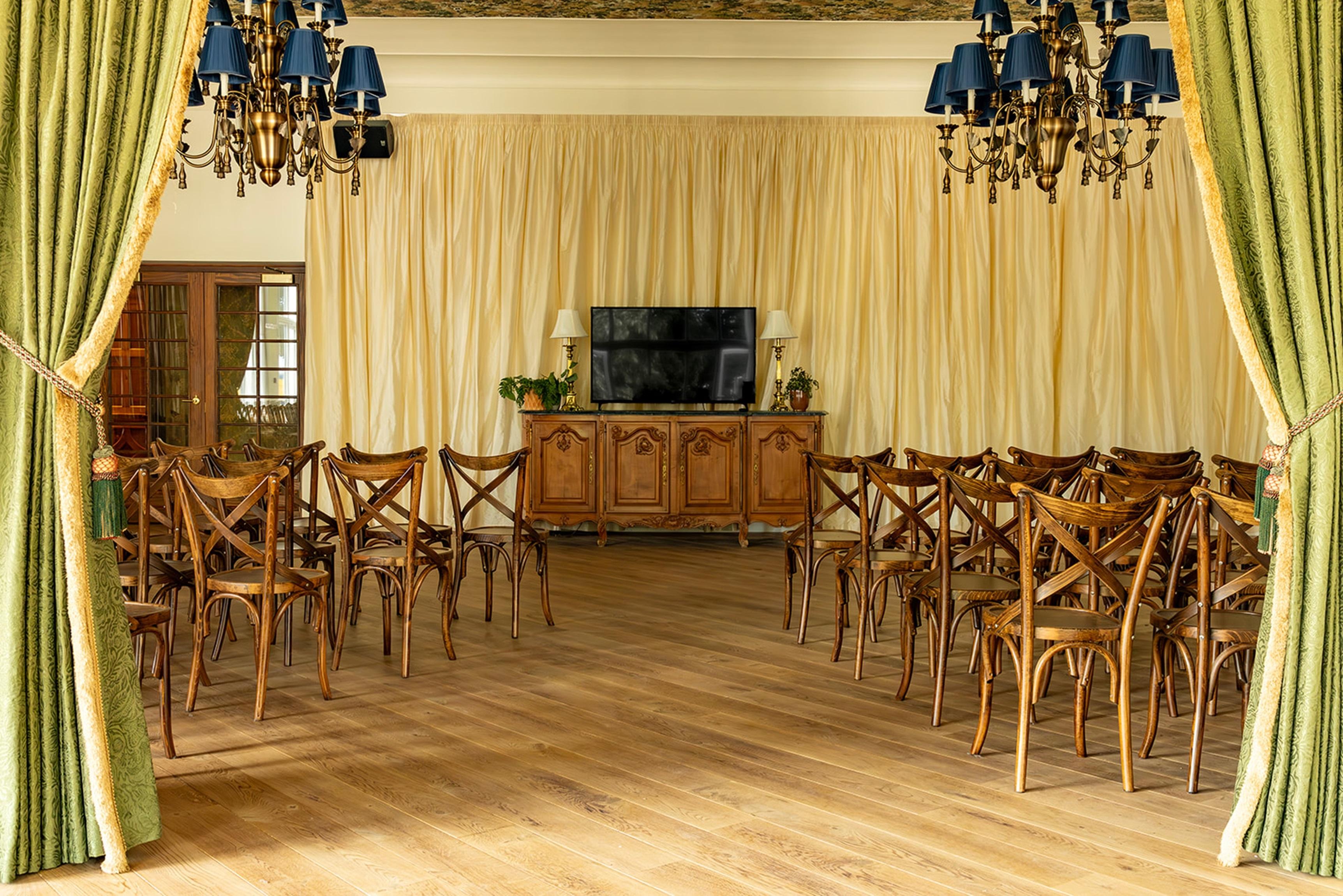 מלון Dornoch Station מראה חיצוני תמונה The interior of the conference centre